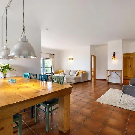 Spacious With Sea View *